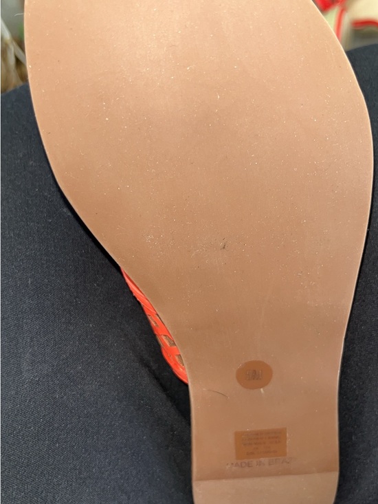 Tory Burch Red Leather Cutout Miller Thong Sandals - Picture 2 of 2